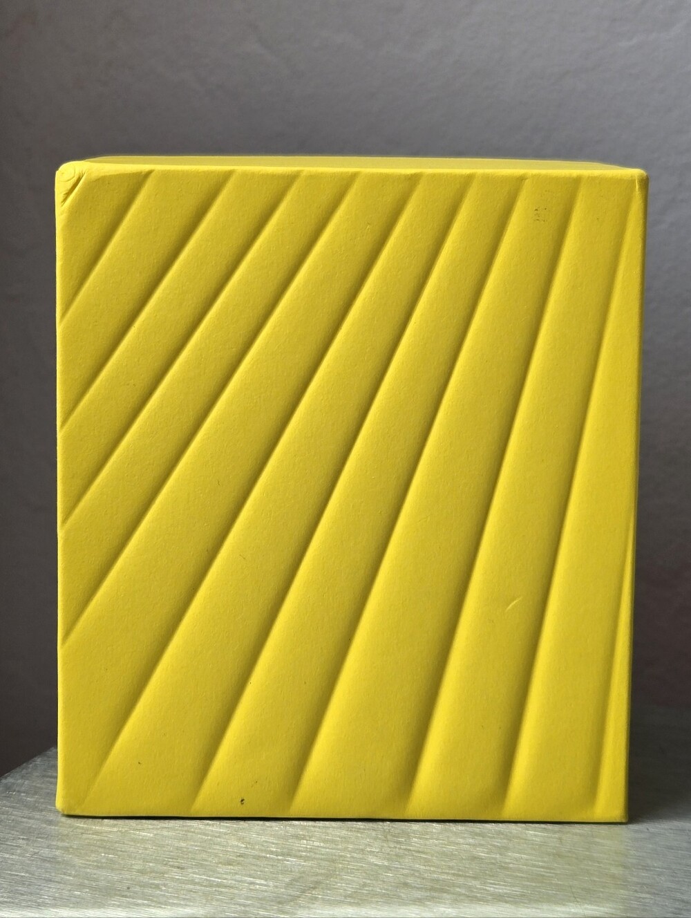 Invicta Empty Watch Box Yellow Invincible - Picture 5 of 9